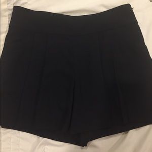 Loft skort